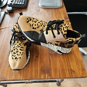 Steve Madden Cliff Wedge Sneaker Limited Edition Animal Print Cow Hair sz 11M